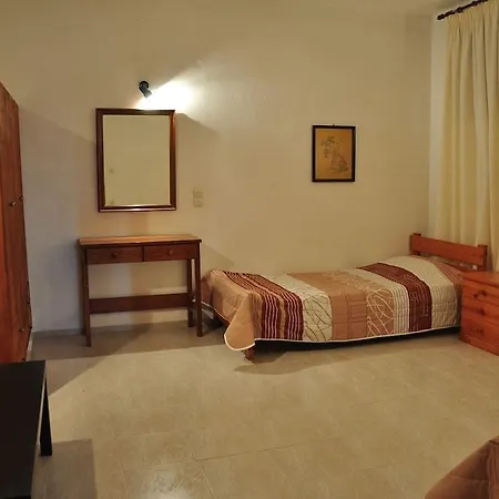 Michalis Near The Beaches With Sea View فندق 3*