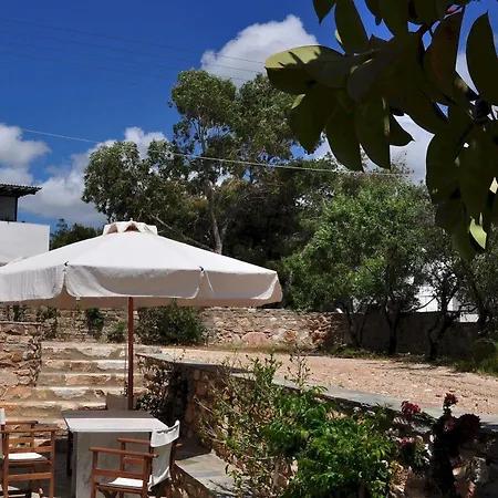 فندق Michalis Near The Beaches With Sea View باروس